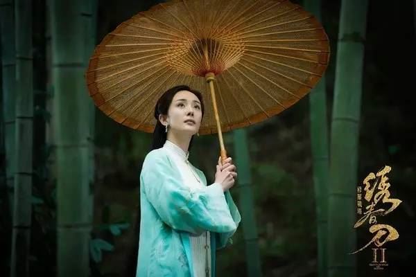 猜谜语题目:万象更新一片红《打一个中成药名》