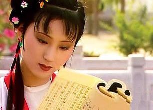 千里来登泰山　《猜三国人名》
