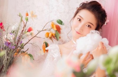 什么地方说什么话　《猜谜人名一》