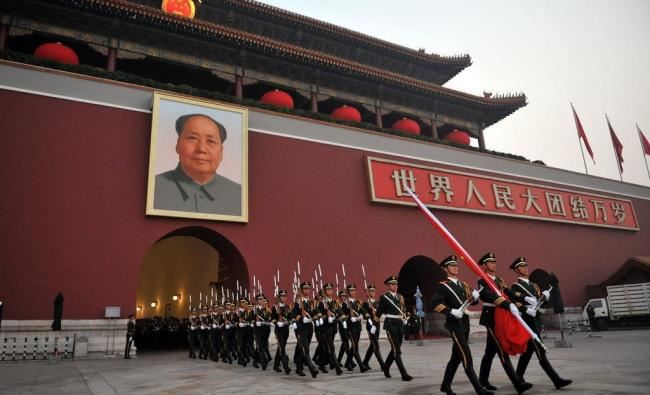 窝在家中心烦恼 《四字广告用词》