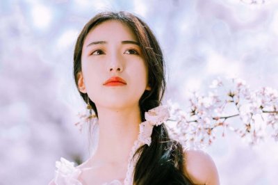 经常量身高　《猜三字称谓》