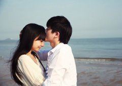 客人动武主人叫 《成语_卷帘格》