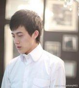 山岗上有三只狐狸_猎人开枪打死了一只_问山岗上还有几只狐狸？