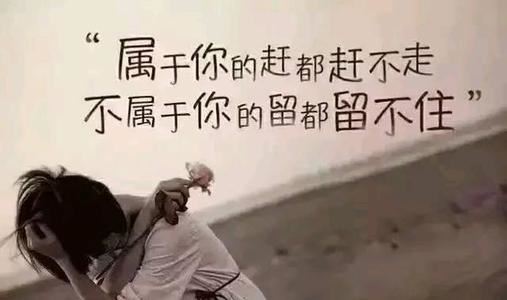 小呆一天写作文时_发现不会写“笨”字_于是他查字典_但是却查不到这个字_为
