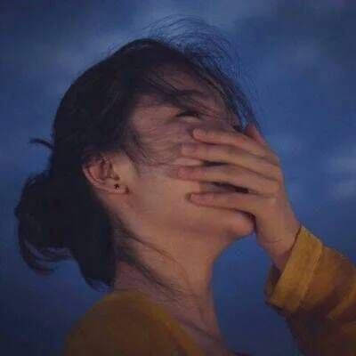 开罗结友好 《打一成语》