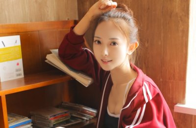 闽中重逢喜迎春 《打一字》