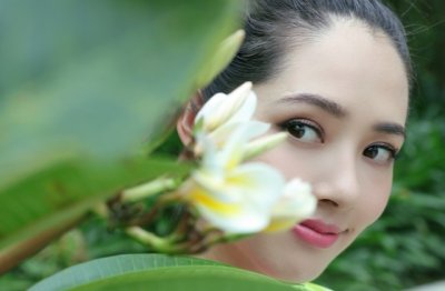 临危关头说句话 《打一成语》