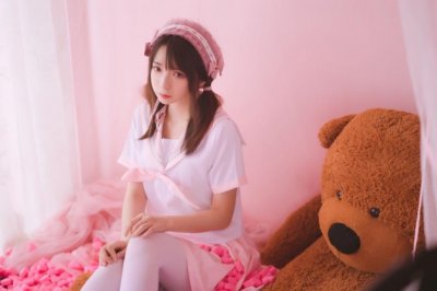 李杜文章在 《打一成语》