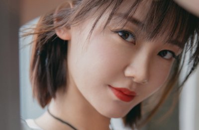 天上有十个太阳_为什么后翼只射下九个？
