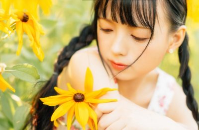 莫稽拜求金玉奴 《打一成语》
