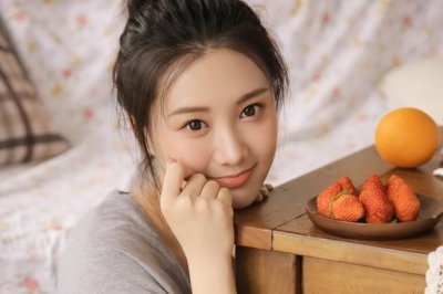 钜 《成语_卷帘格》