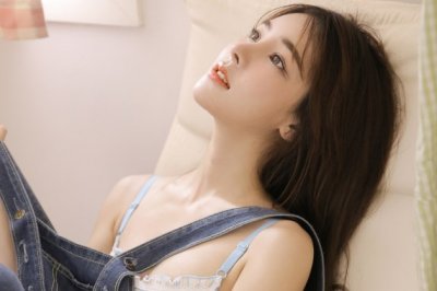 南海巨著散漫成 《打一成语》