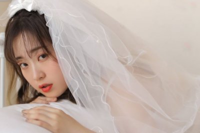 集体设宴邀水师　掉尾格《猜4字反腐用语》