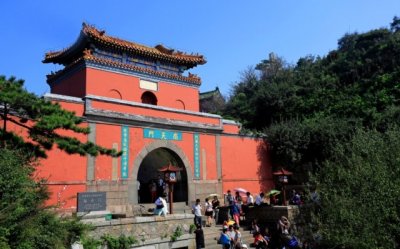 四小说_誉神州_此瑰宝_流传长 《打一成语》