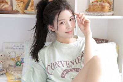 生香不断树交花 《打一成语》