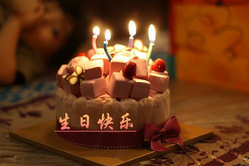 十五月亮照海滩 《打一成语》