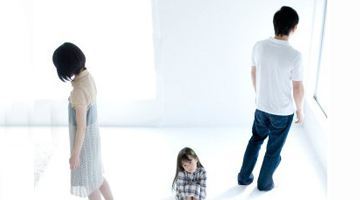 满目皆是白牡丹 《打一成语》