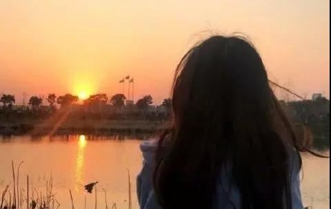 下乡七载未盖宅　《猜少笔字》