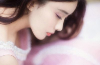 两个人一见就高兴 《打一字》
