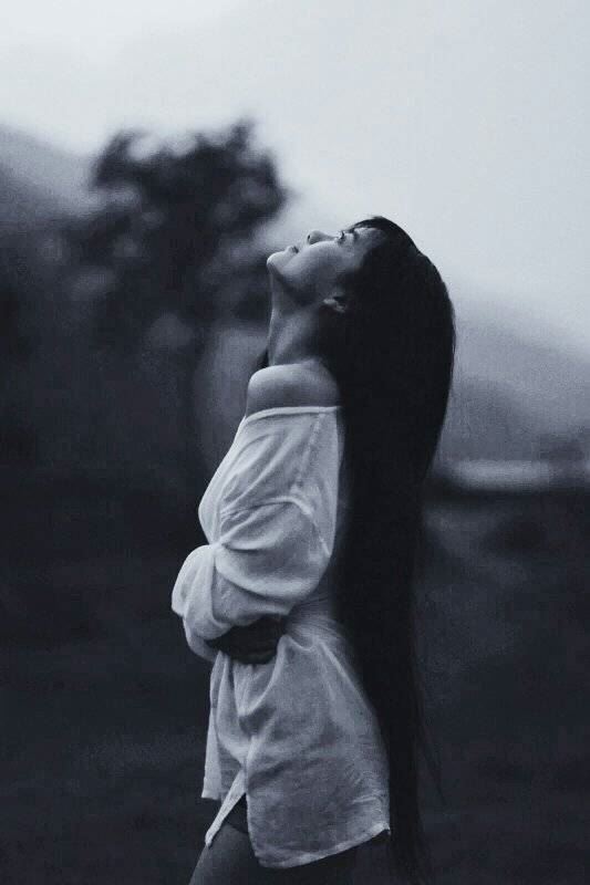 怕见荤腥 《成语_双钩格》