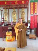 富裕路上话不断 《成语_卷帘格》