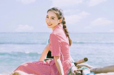 两只小口袋,天天随身带,要是少一个,就把人笑坏《打一个物品》